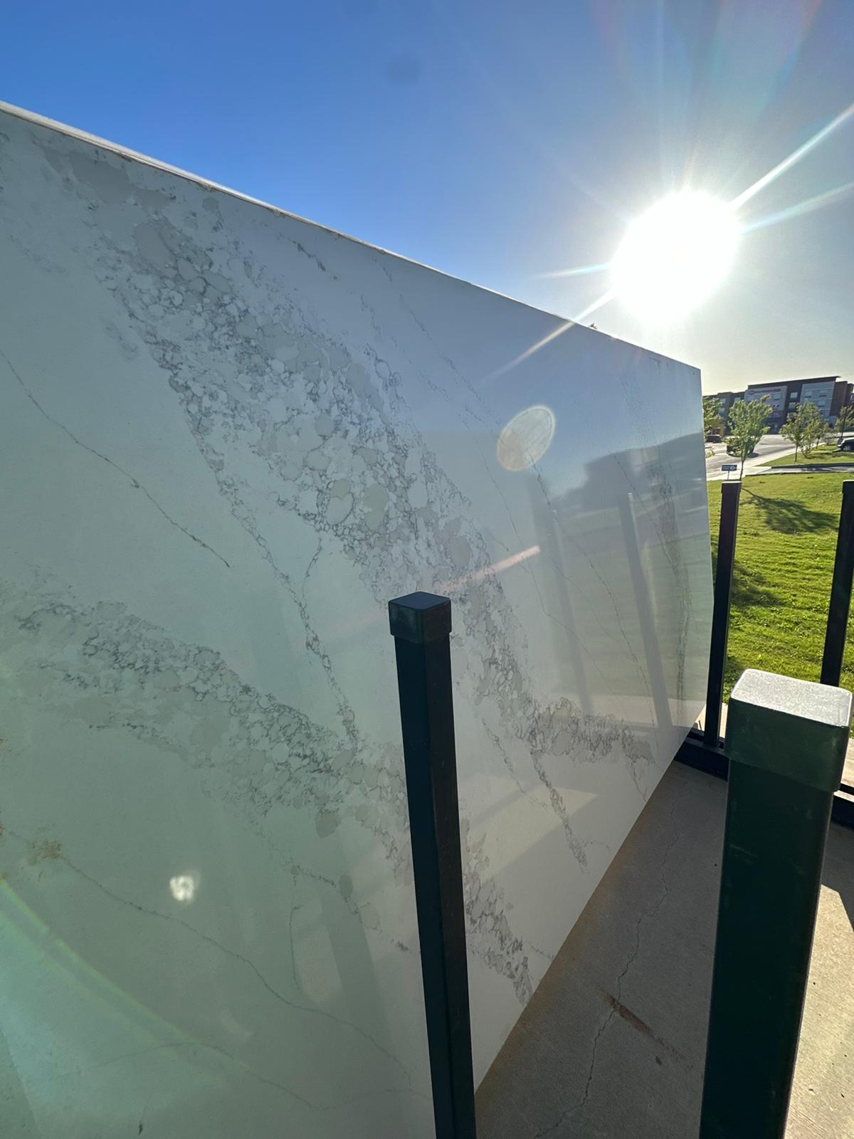 Engineered quartz countertop